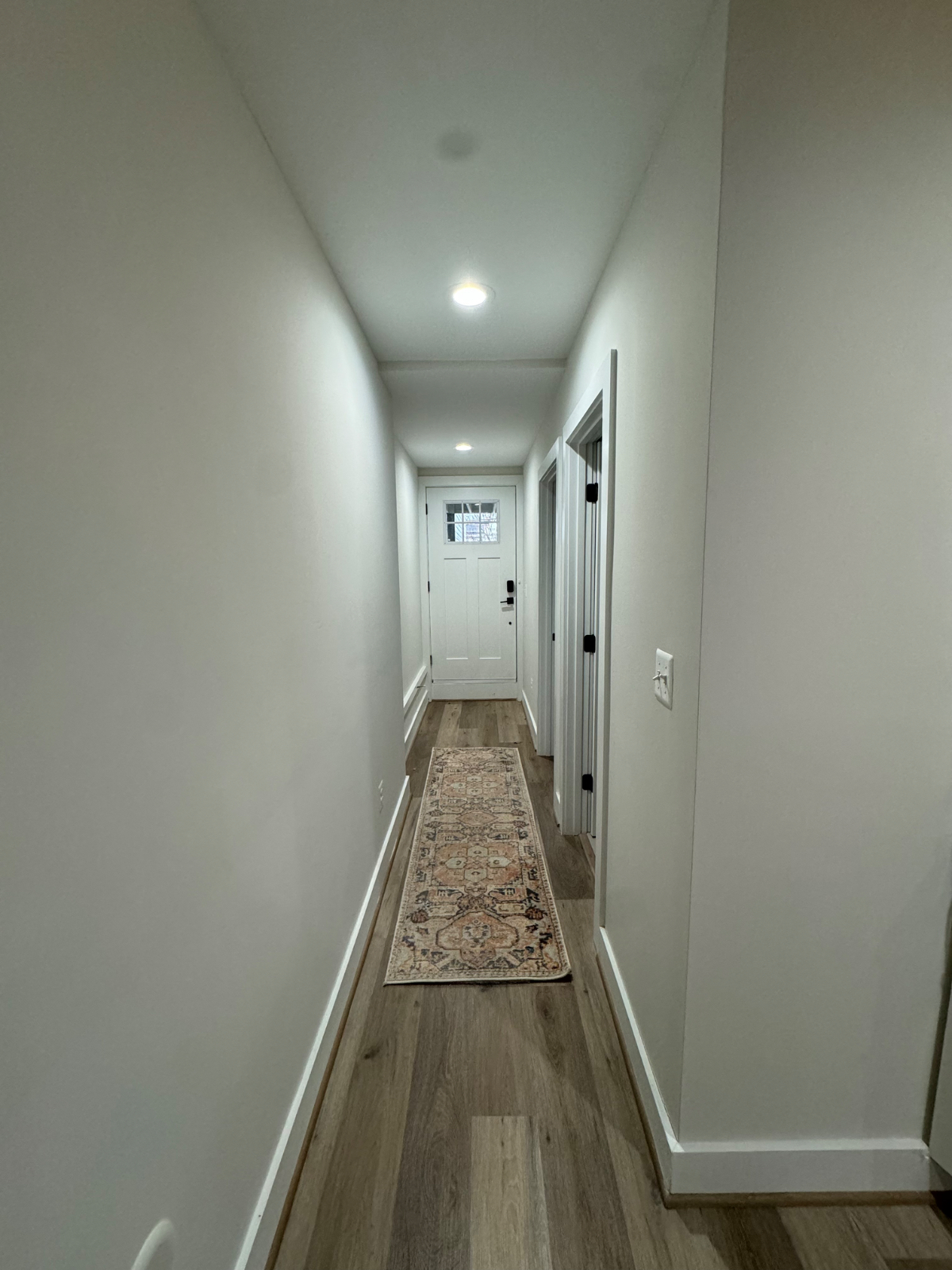 The Cozy Retreat - Private Garden Apt w/ Parking - Photo 7