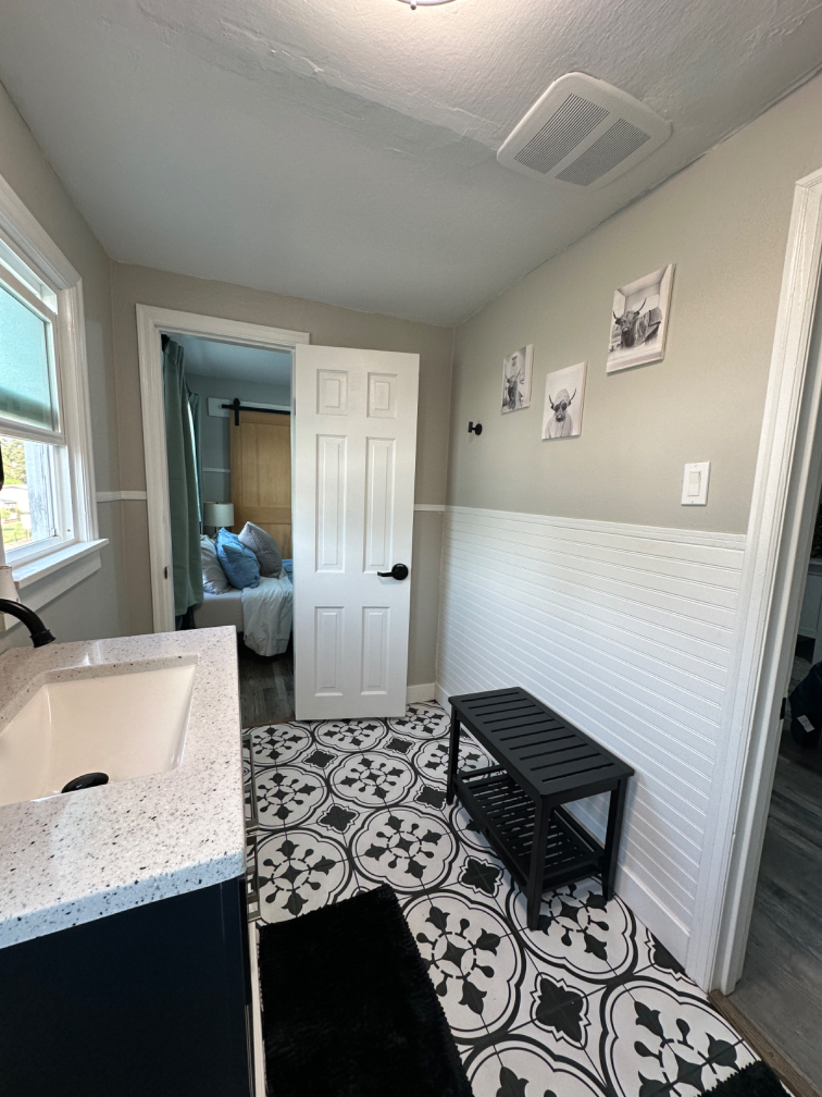 Spacious home just minutes from downtown Puyallup and the local hospital,perfect for roommates looking to enjoy a vibrant, convenient... - Photo 6
