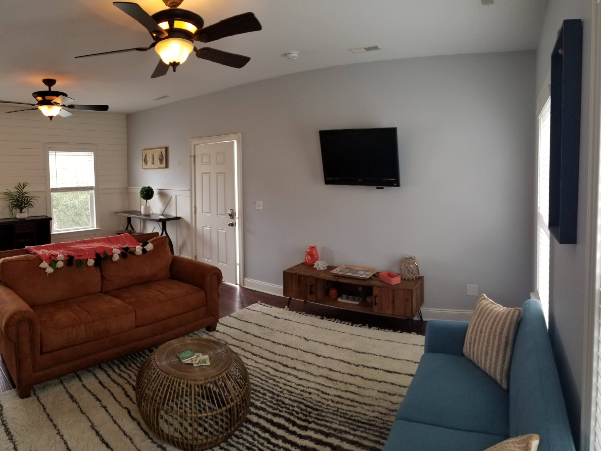 Idyllic Island Retreat - Luxe Studio Oasis with Deluxe Amenities - Your Pet-Friendly Sanctuary - Photo 3