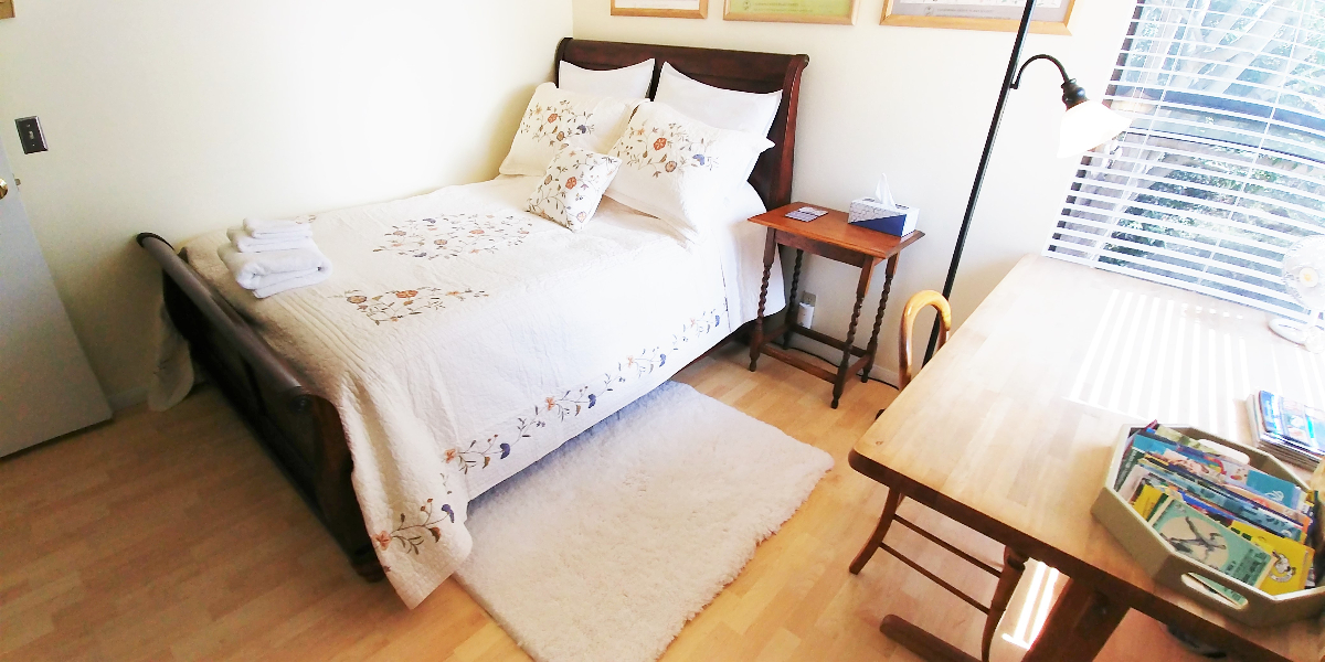 Bright room in quiet neighborhood. - Photo 3
