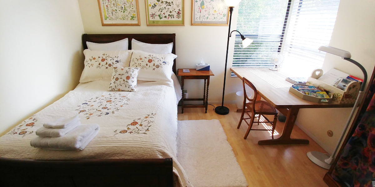 Bright room in quiet neighborhood. - Photo 2