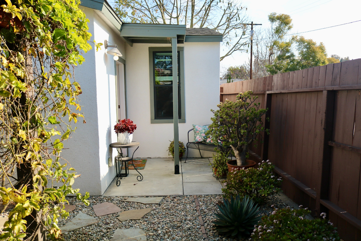 Boho Bungalow Near Downtown and Hospitals - Photo 6