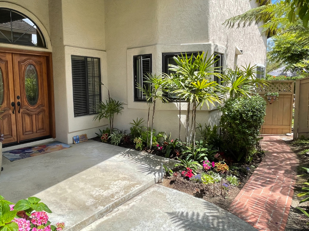 Furnished tropical oasis close to LaJolla and UCSD, 2BR plus office, utilities and wi-fi included - Photo 2