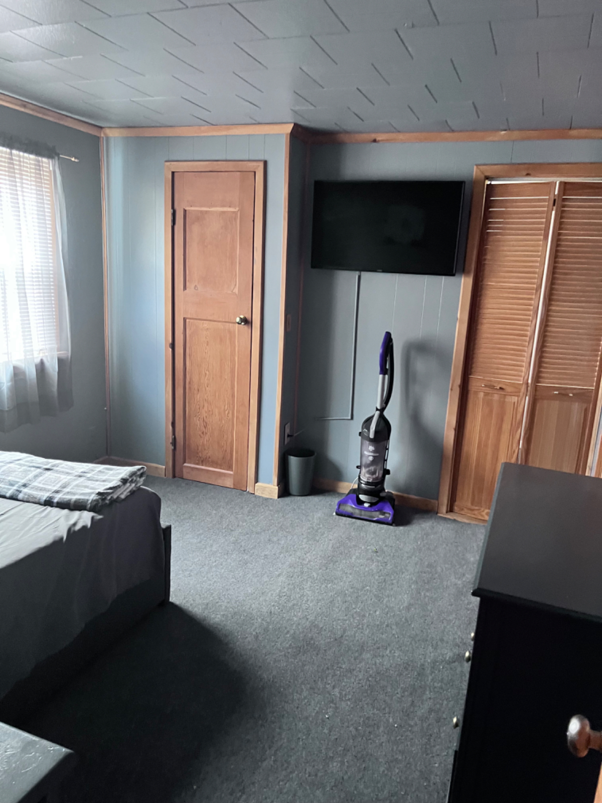 Modern Troy Gem - 3BR Home with Smart Features & Lush Outdoor Space - Photo 4
