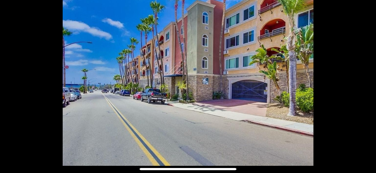 Perfect location nestled between Pacific beach and La Jolla - Photo 2