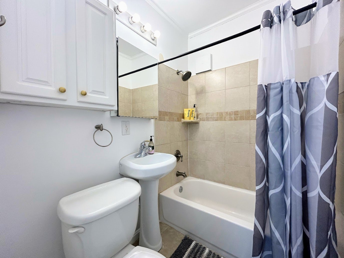Capitol Hill - 1st Fl - 1 bed 1 bath - Photo 6