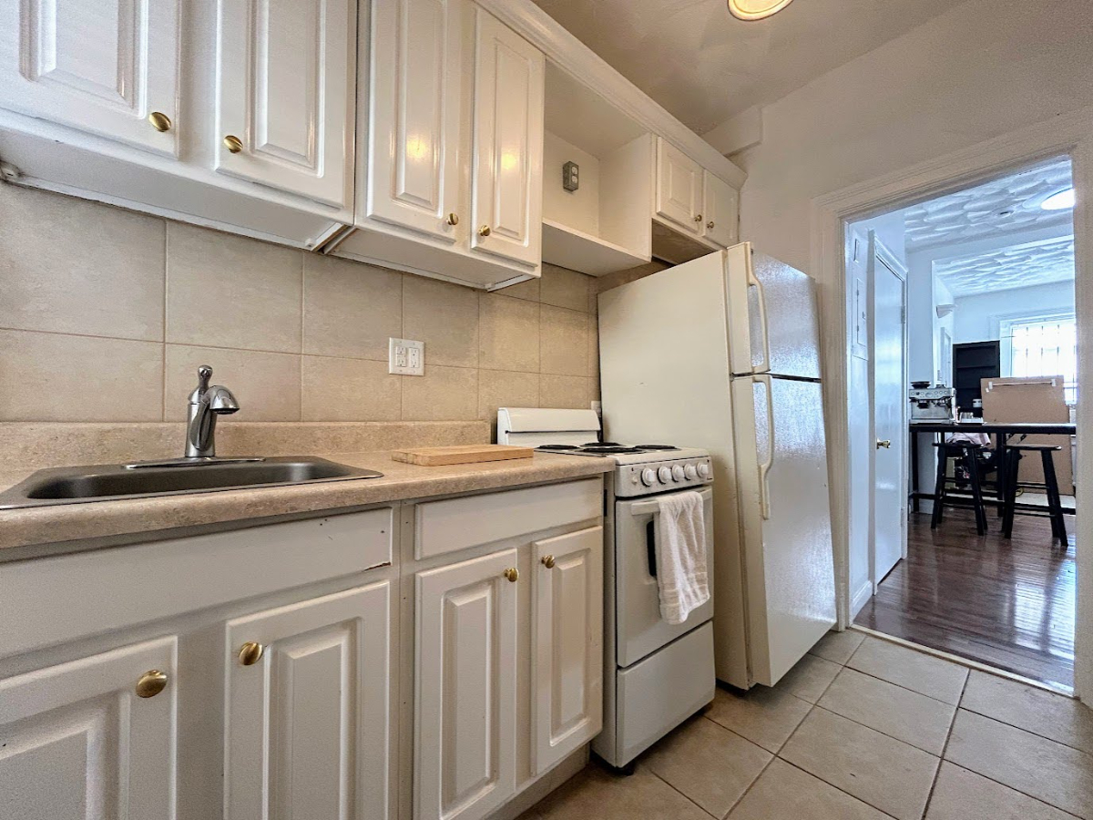 Capitol Hill - 1st Fl - 1 bed 1 bath - Photo 8