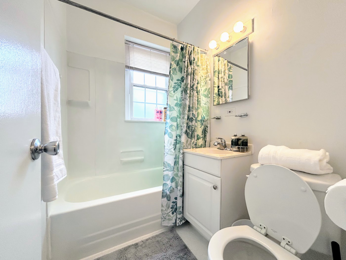 Capitol Hill - 1st Fl - 1 bed 1 bath - Photo 6