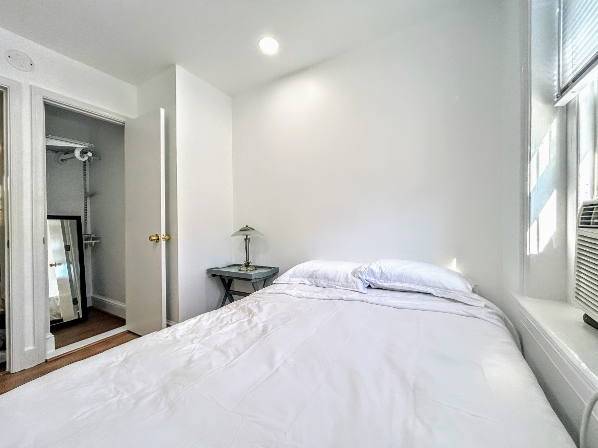 Capitol Hill - 1st Fl - 1 bed 1 bath - Photo 6