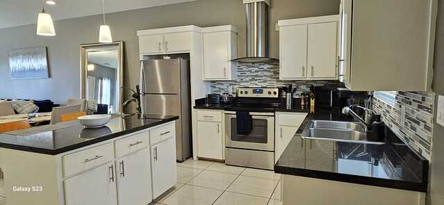 Beautiful apartment . Close to hospital, main streets (McColl, Nolana ,Jackson and easy access to th - Photo 7