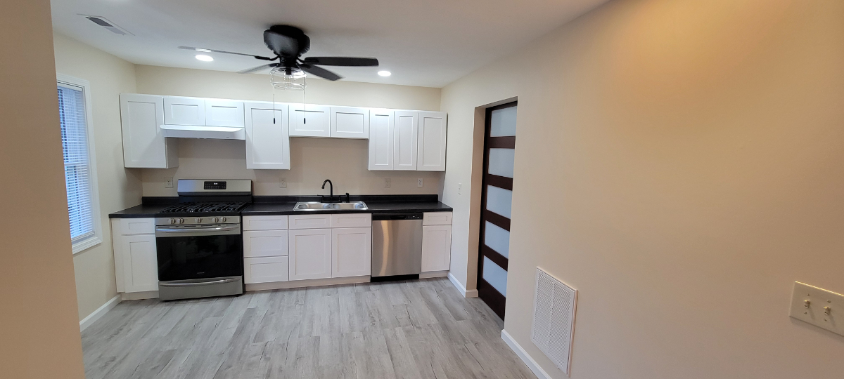 New 2 bedroom  1 bath - Photo 6