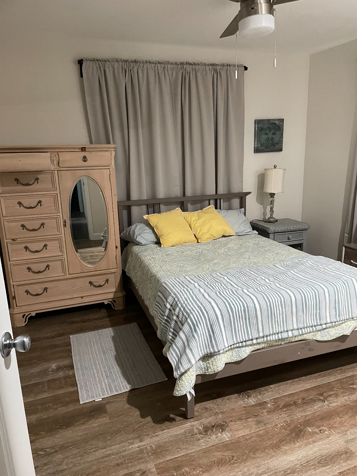 Charming Waterfront Bedroom in Cape Coral - Newly Renovated With Luxurious Amenities and Direct Canal Access Room 3
