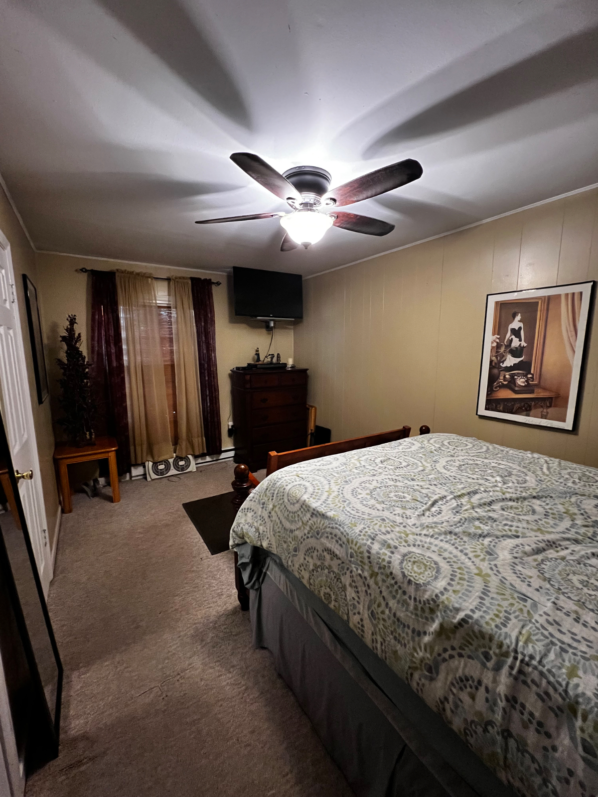 Cozy home near hospital - Photo 2