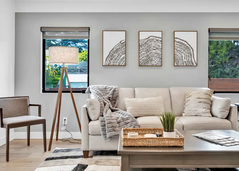 City Living - Photo 5