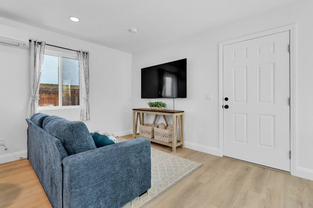 Bungalow 41 - New Studio w/ Parking - Near North Park - Photo 3