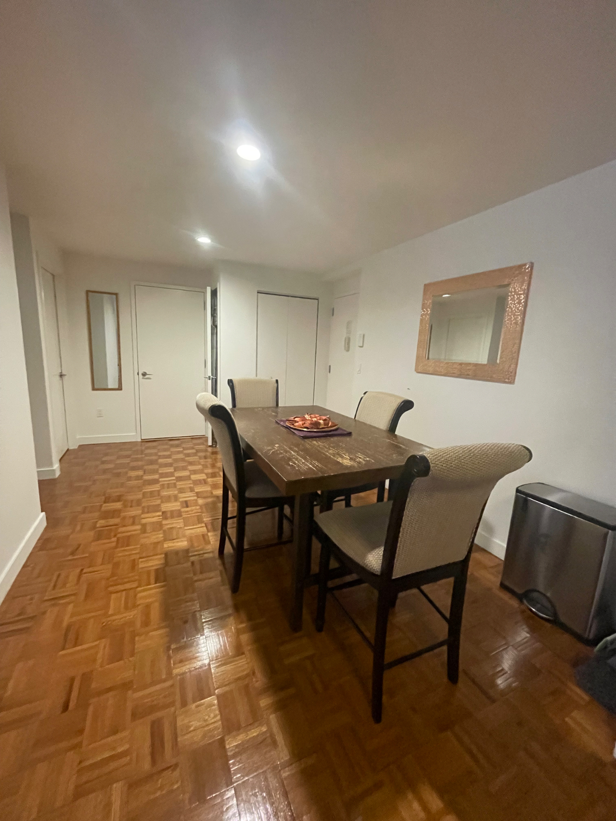 Manhattan - Midtown West -  One Bedroom - Photo 7