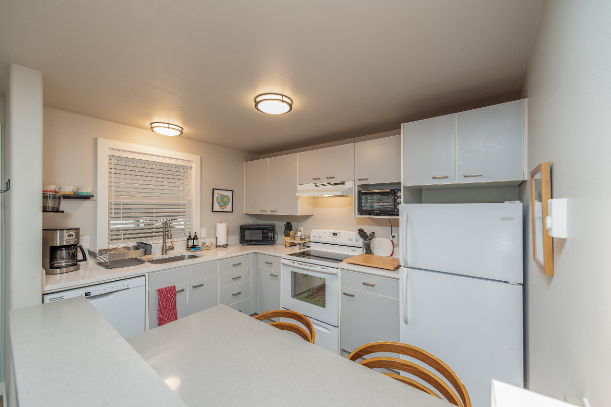 Charming Urban Retreat--Modern 1-Bed Condo with Nature at Your Doorstep - Photo 6