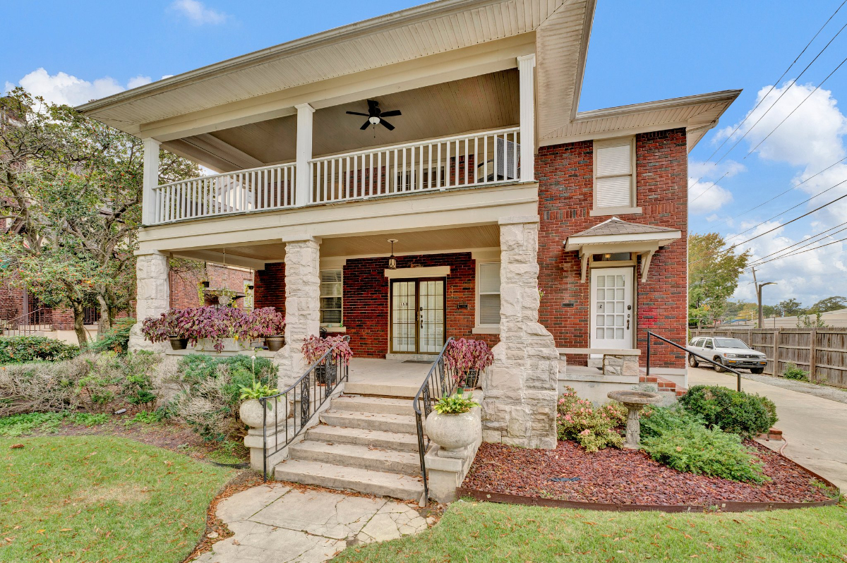 2A Memphis Belvedere Manor 2BR upper