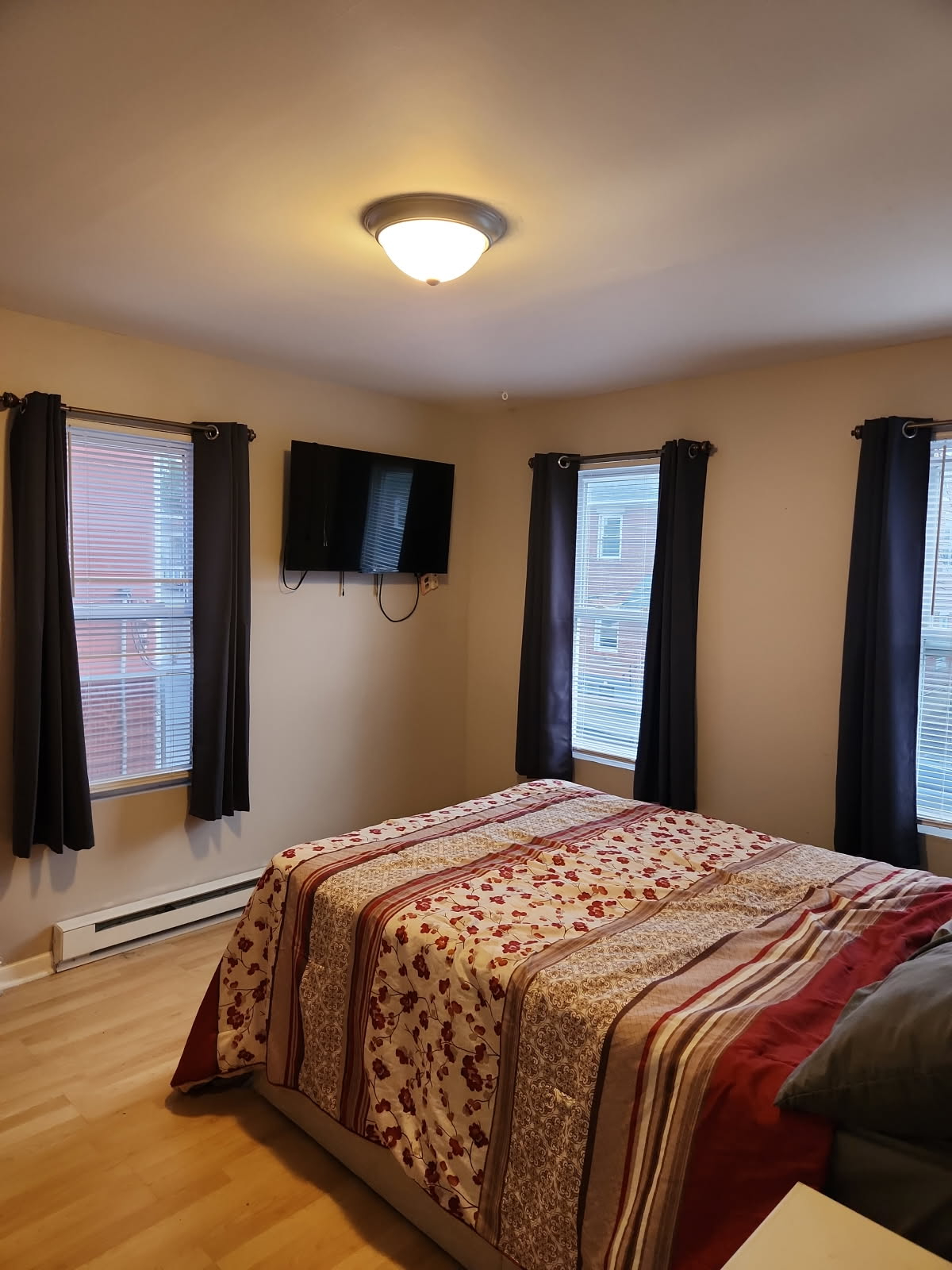 2nd floor bedroom