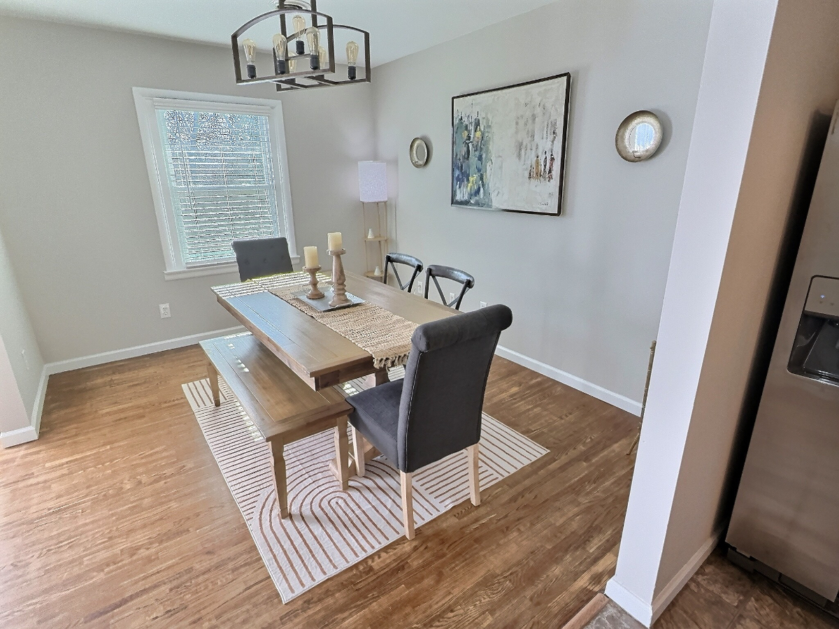Modern Comfort Meets Serenity - 2BR Bungalow in Knoxville's Charming Bearden Neighborhood - Centrall - Photo 5