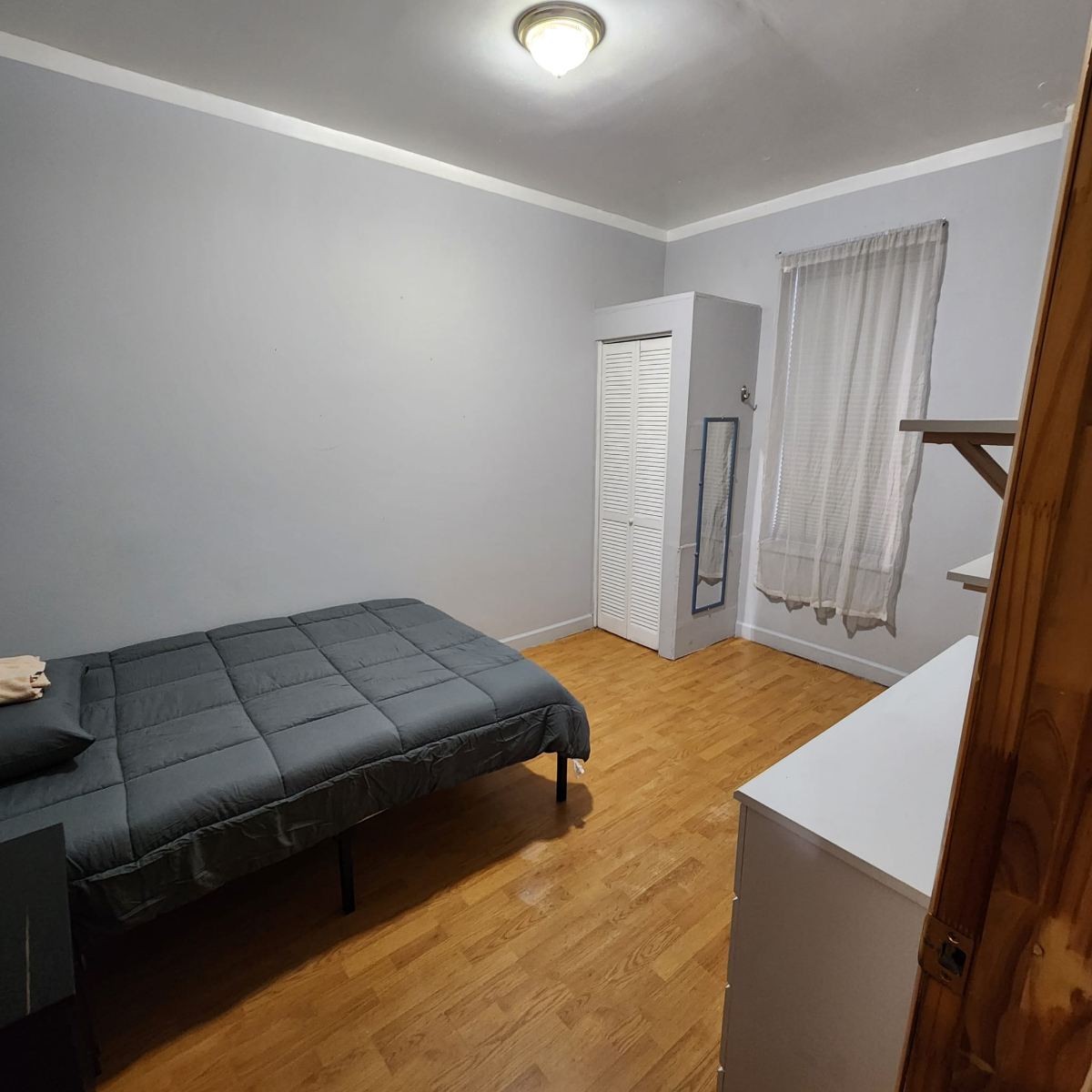 Cozy Room near Hospitals and University - Photo 2