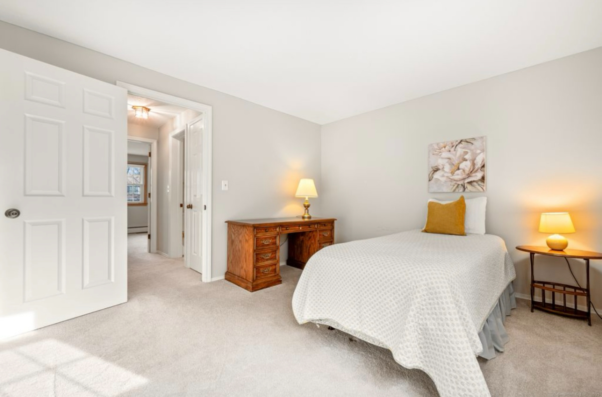 Charming Room in a Welcoming House With Great Amenities and Central Location Room 2