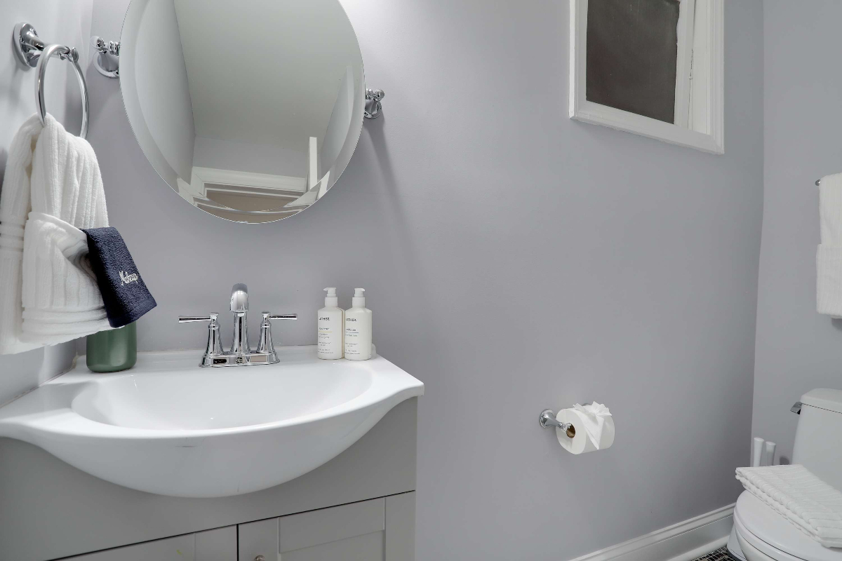 Sojourn Gorgeous & Grand on 19th 2 BR 2 BA - Photo 8