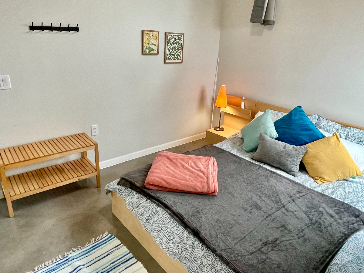 Casita Girasol - Austin backyard casita - Photo 8