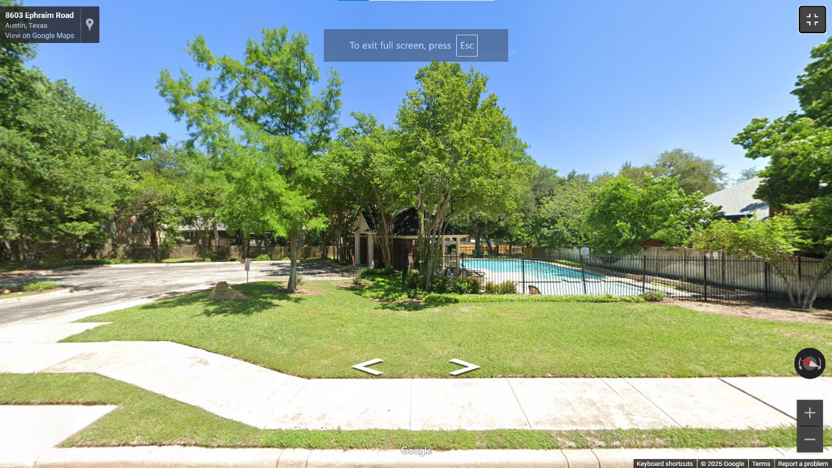Private Room / Bath  in North Austin close to St David RR Med Center - Photo 10