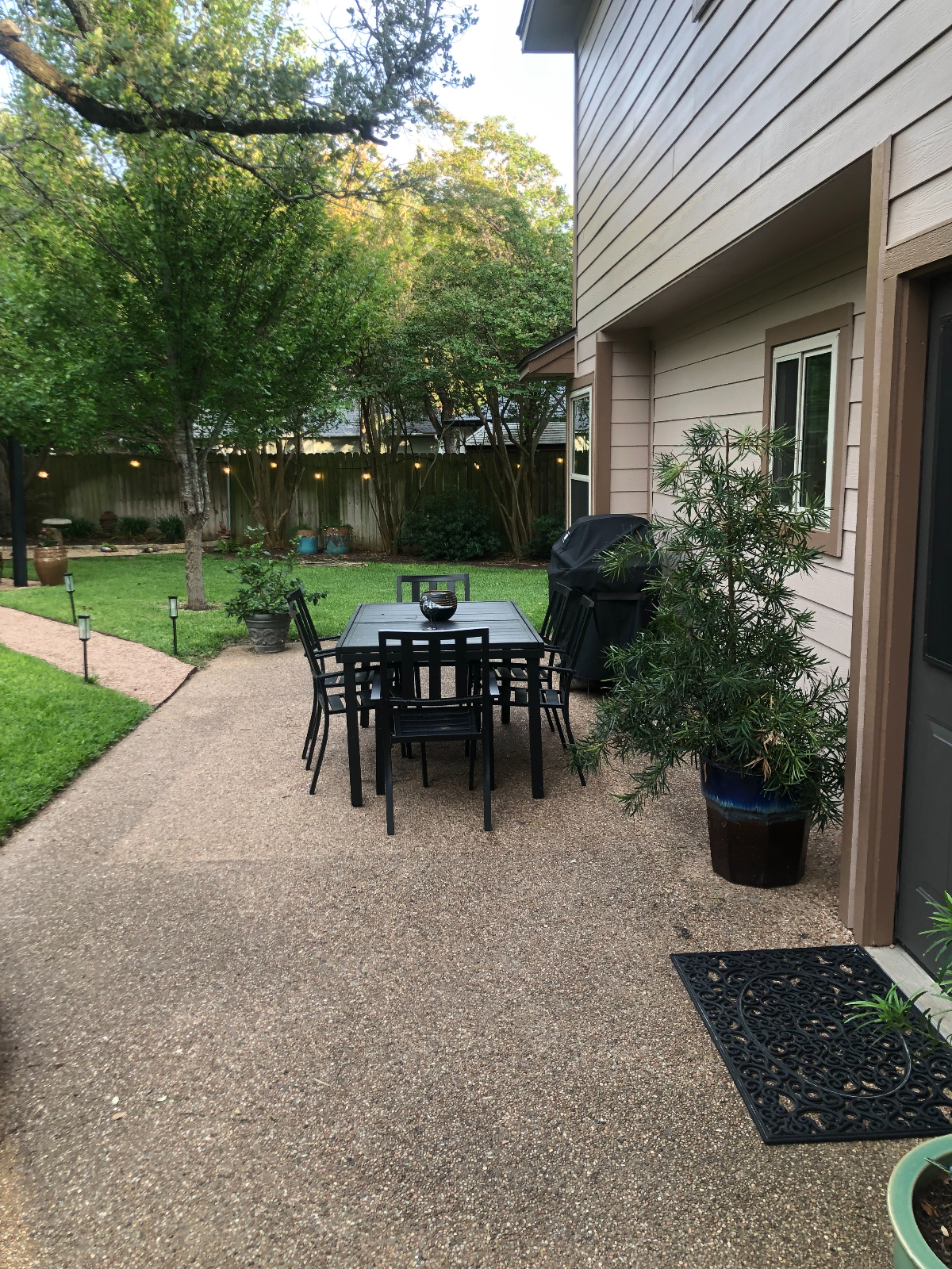 Private Room / Bath  in North Austin close to St David RR Med Center - Photo 12