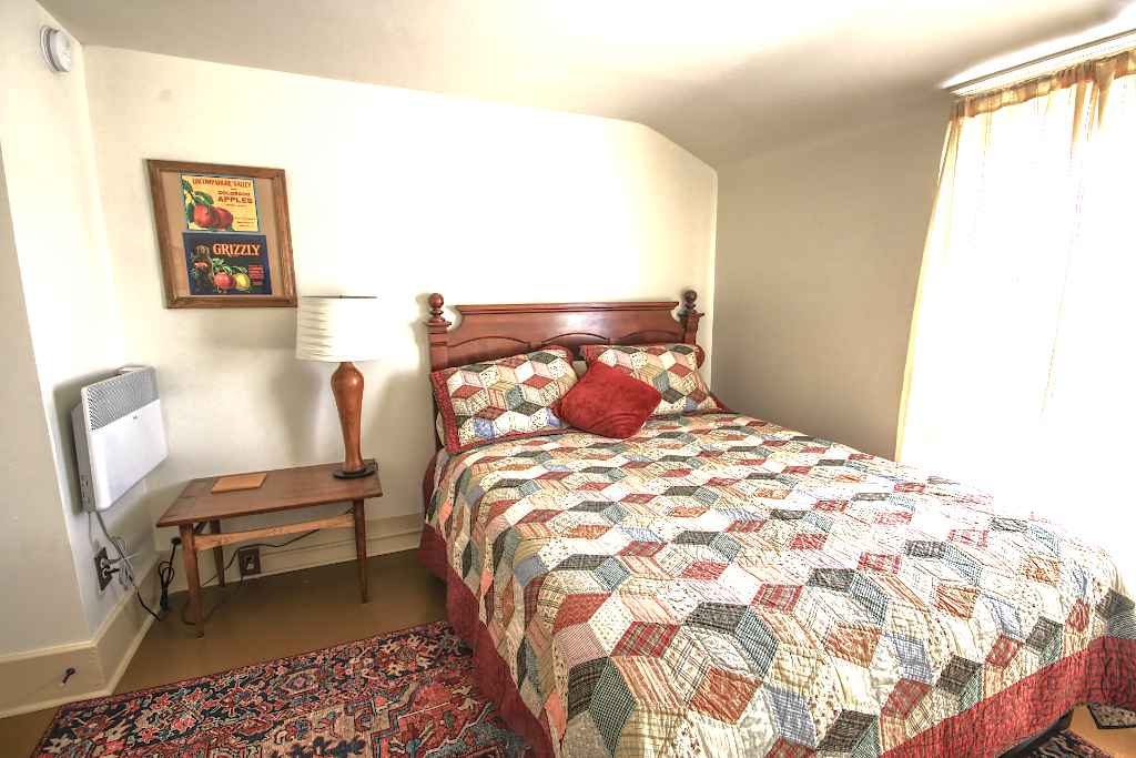 2 Story Historic Home 3 bed 2 bath