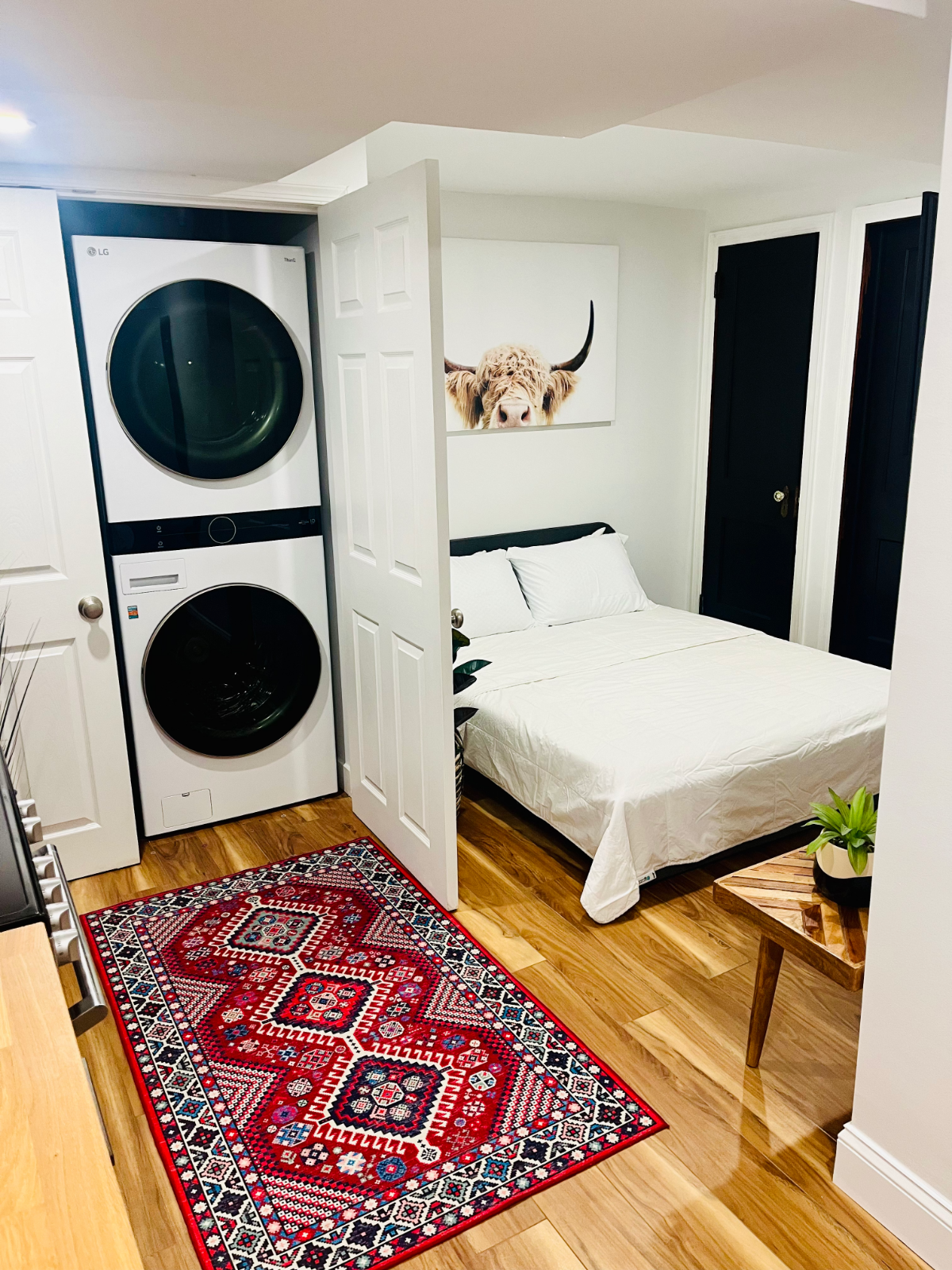 Modern Studio Apartment in DC w Waher/Dryer - Photo 6