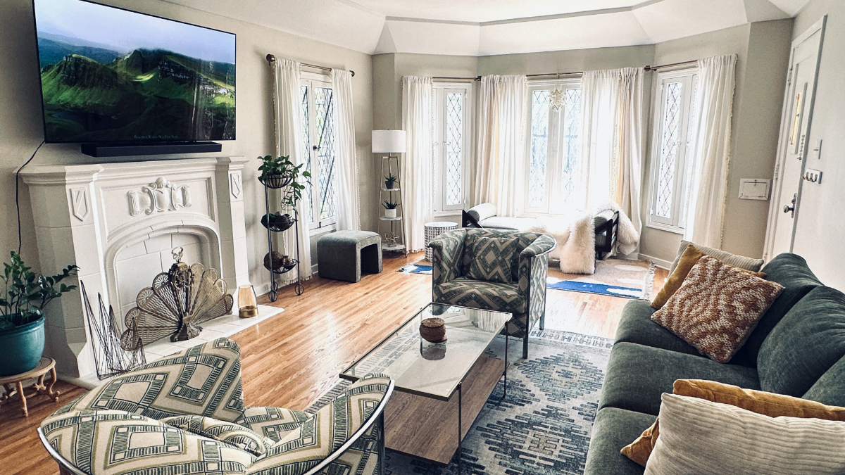 Spacious and Beautiful 3 BR/ 2BA Residential Duplex - Photo 3