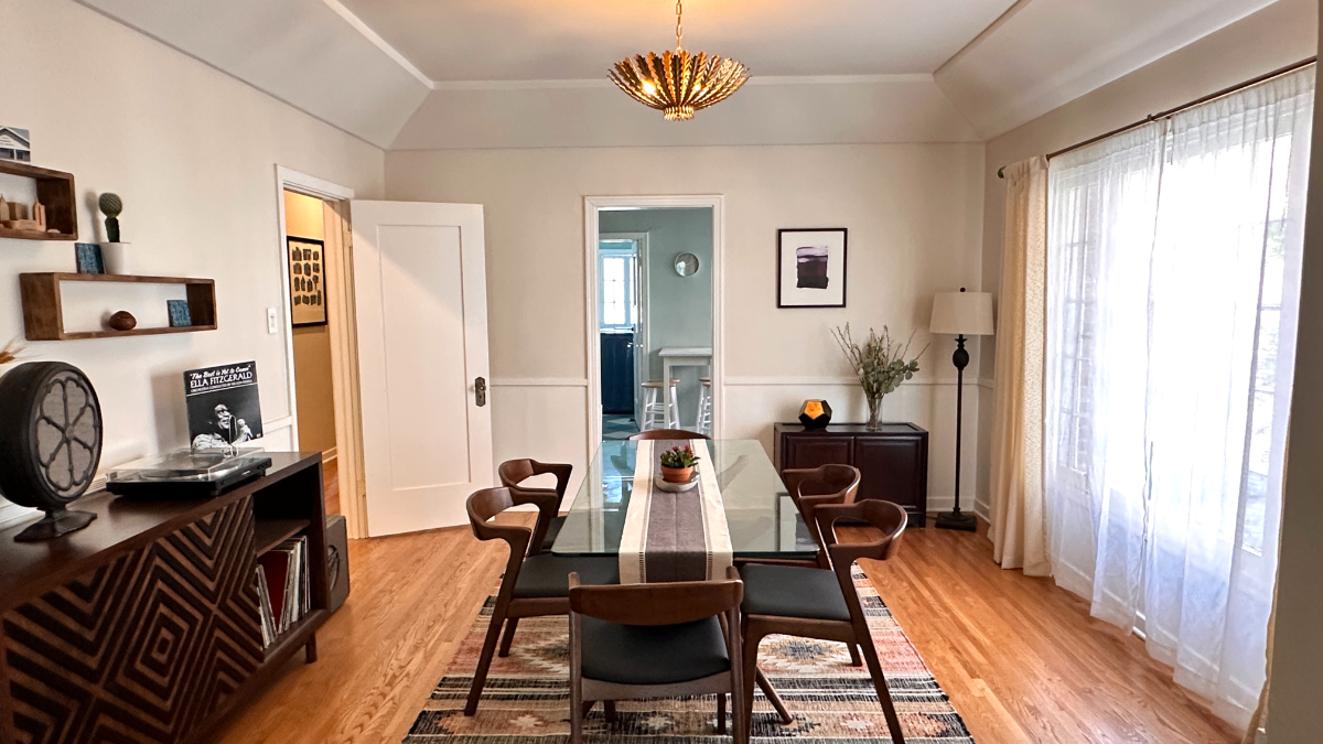 Spacious and Beautiful 3 BR/ 2BA Residential Duplex - Photo 5