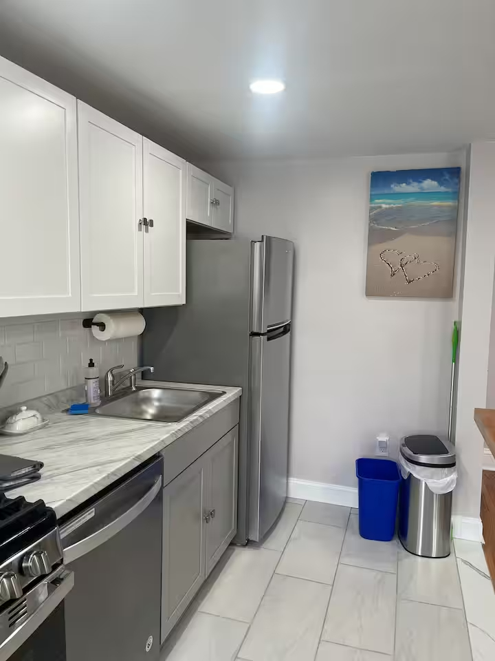 Charming 2BR Brooklyn Retreat - Apt 1 - Photo 12