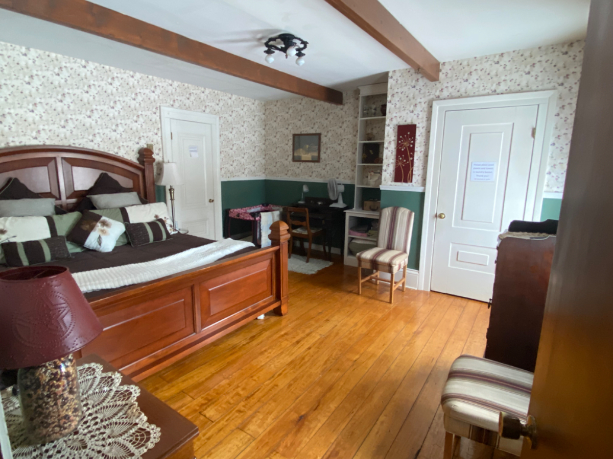 Quiet Country Apartment - Photo 2