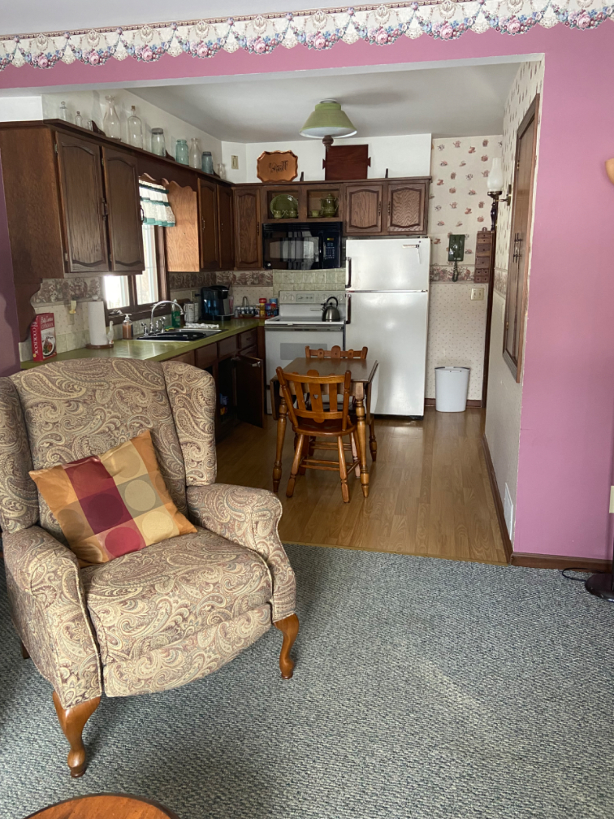 Quiet Country Apartment - Photo 3