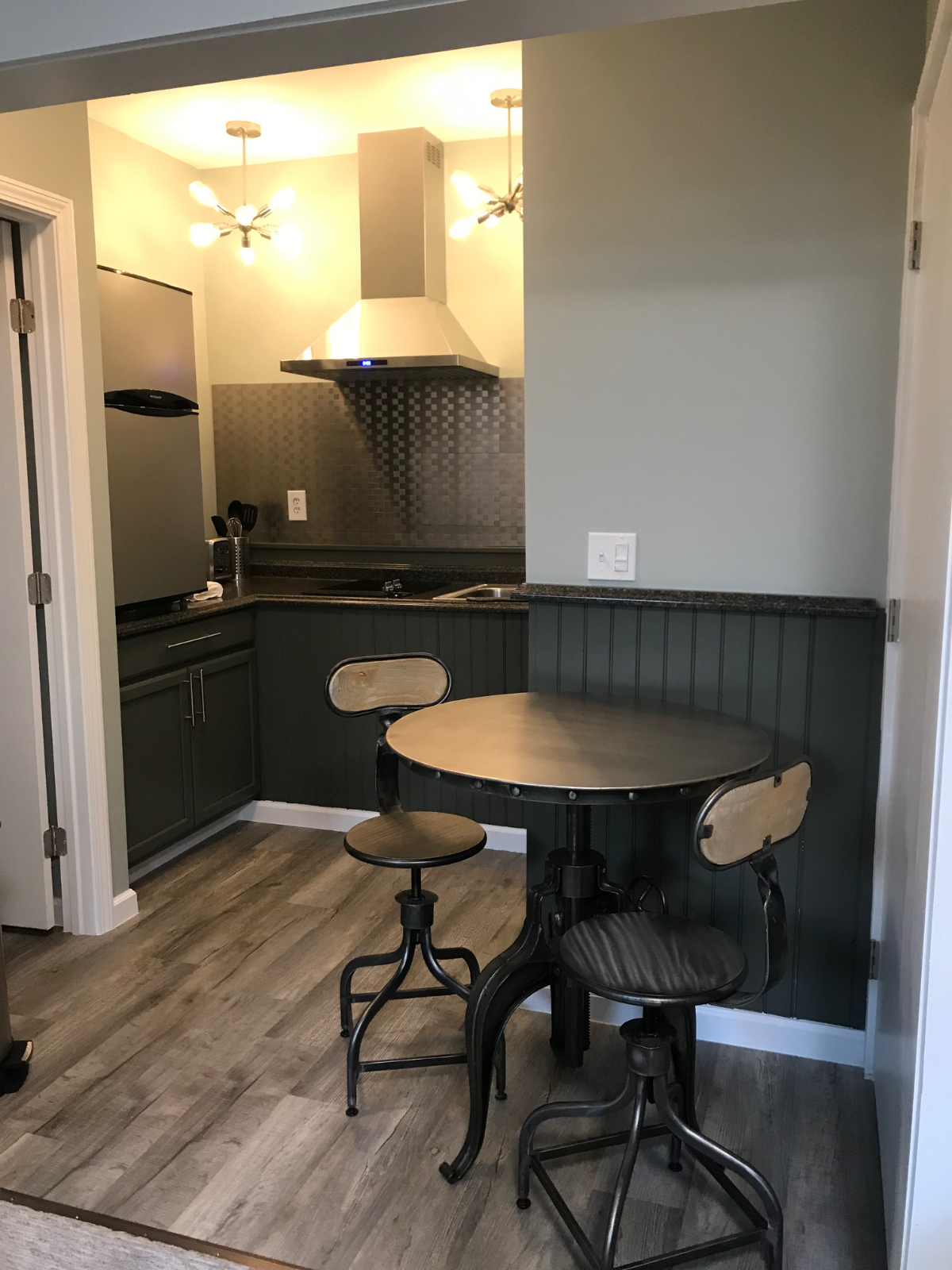 Cozy 1 Bedroom - Photo 5