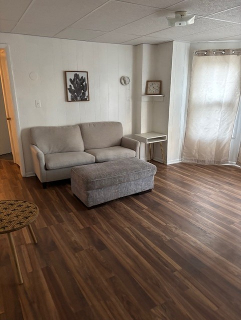 Three Bedroom Apartment - Photo 7