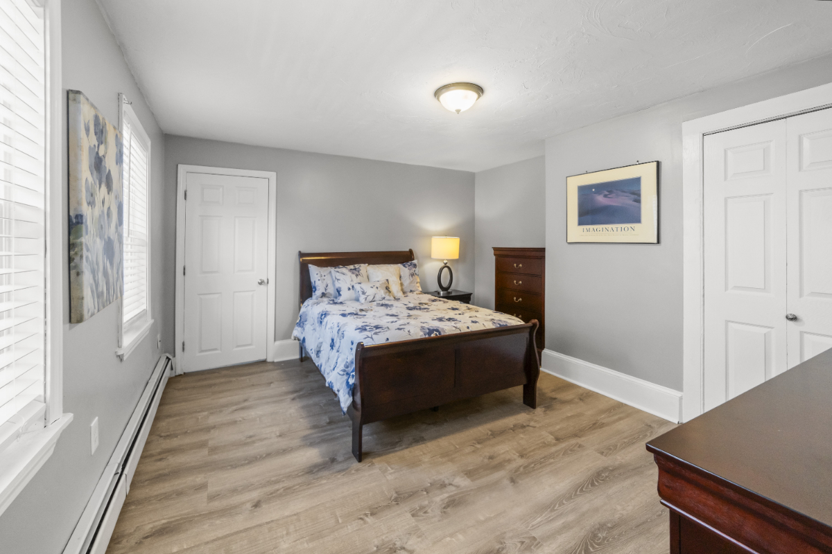 Spacious Bedroom in Roxbury, Massachusetts
