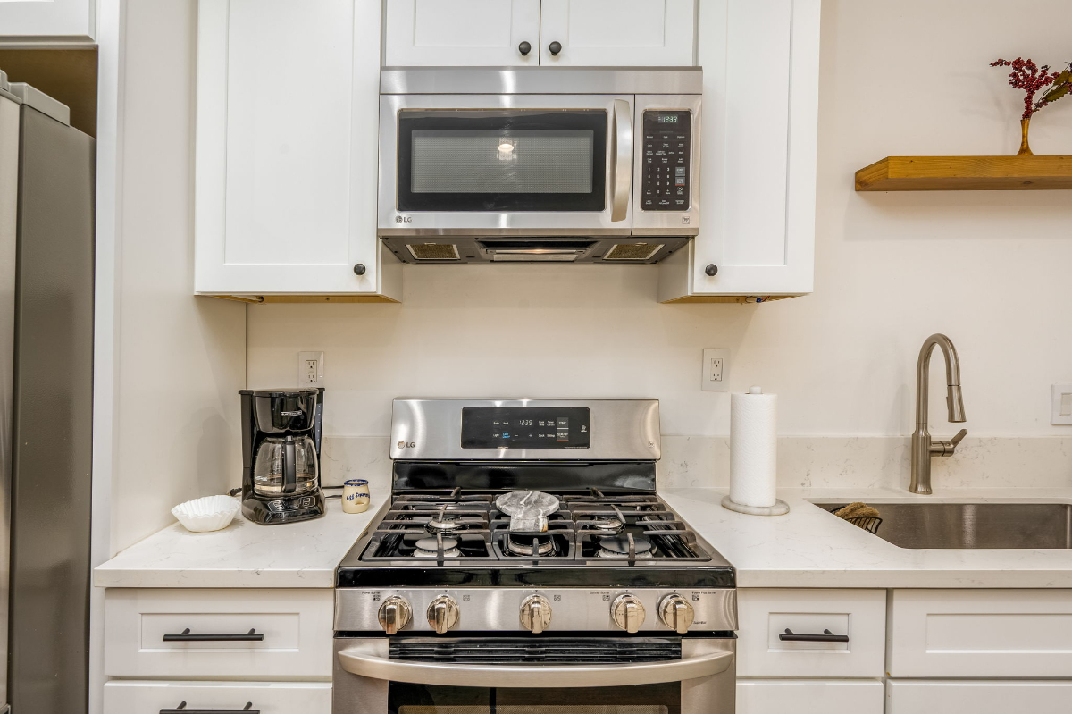 Cozy & Modern Home -Central San Diego - Photo 6