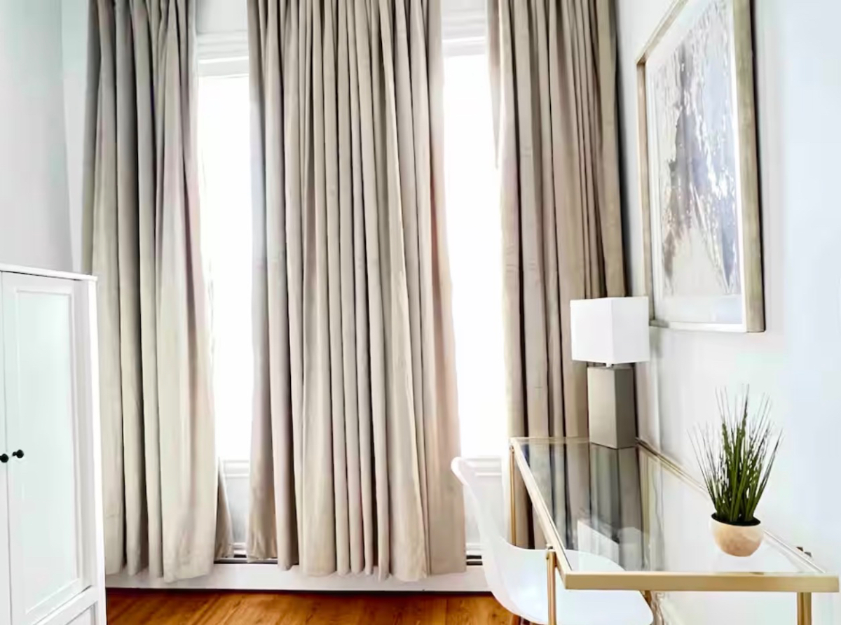 Urban Oasis Beautifully Renovated Downtown Apt With Private Parking - Photo 4