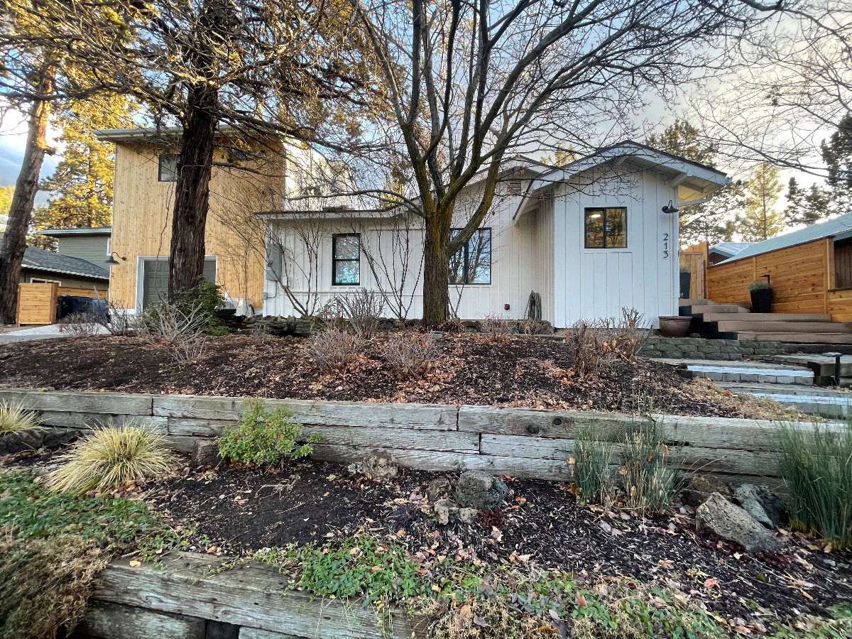 3 bd, 2 bath in Old Mill - Quiet neighborhood - Photo 1