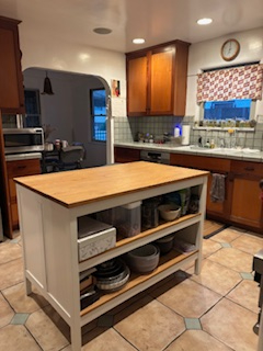 AMAZING 1930s Spanish Colonial Duplex - Spacious Front Unit for Rent - Photo 4