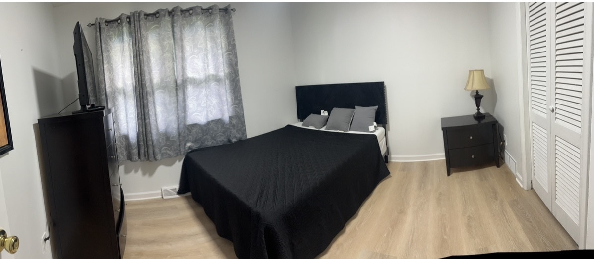 Modern Comfort & Convenience - Fully Renovated Bedroom in Albany Home - Photo 10