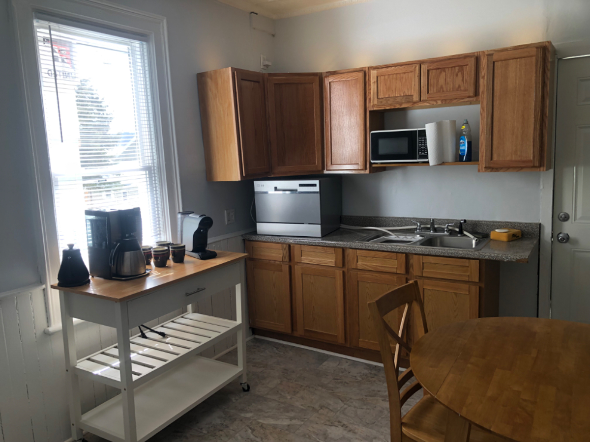 Historic West Utica Bungalow - Photo 4