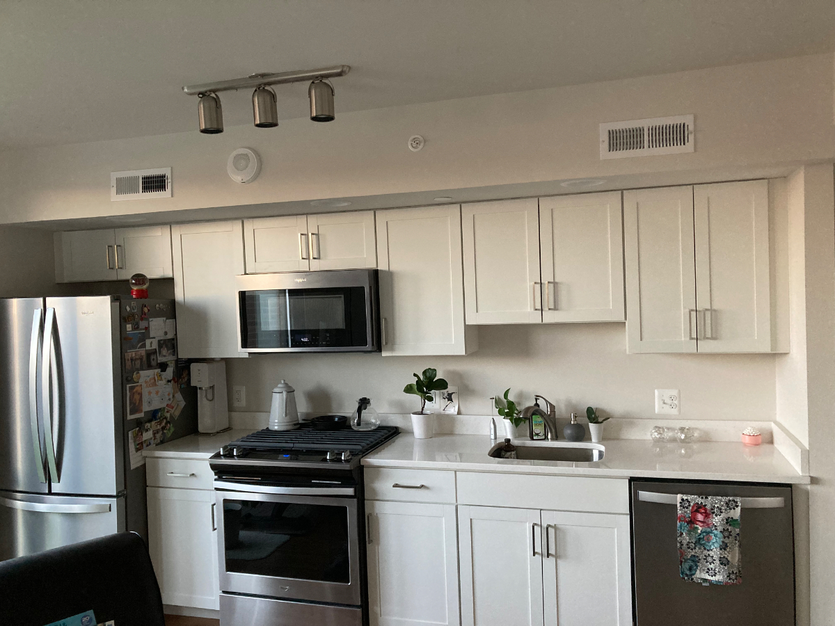 Modern condo and vibrant neighborhood. - Photo 3