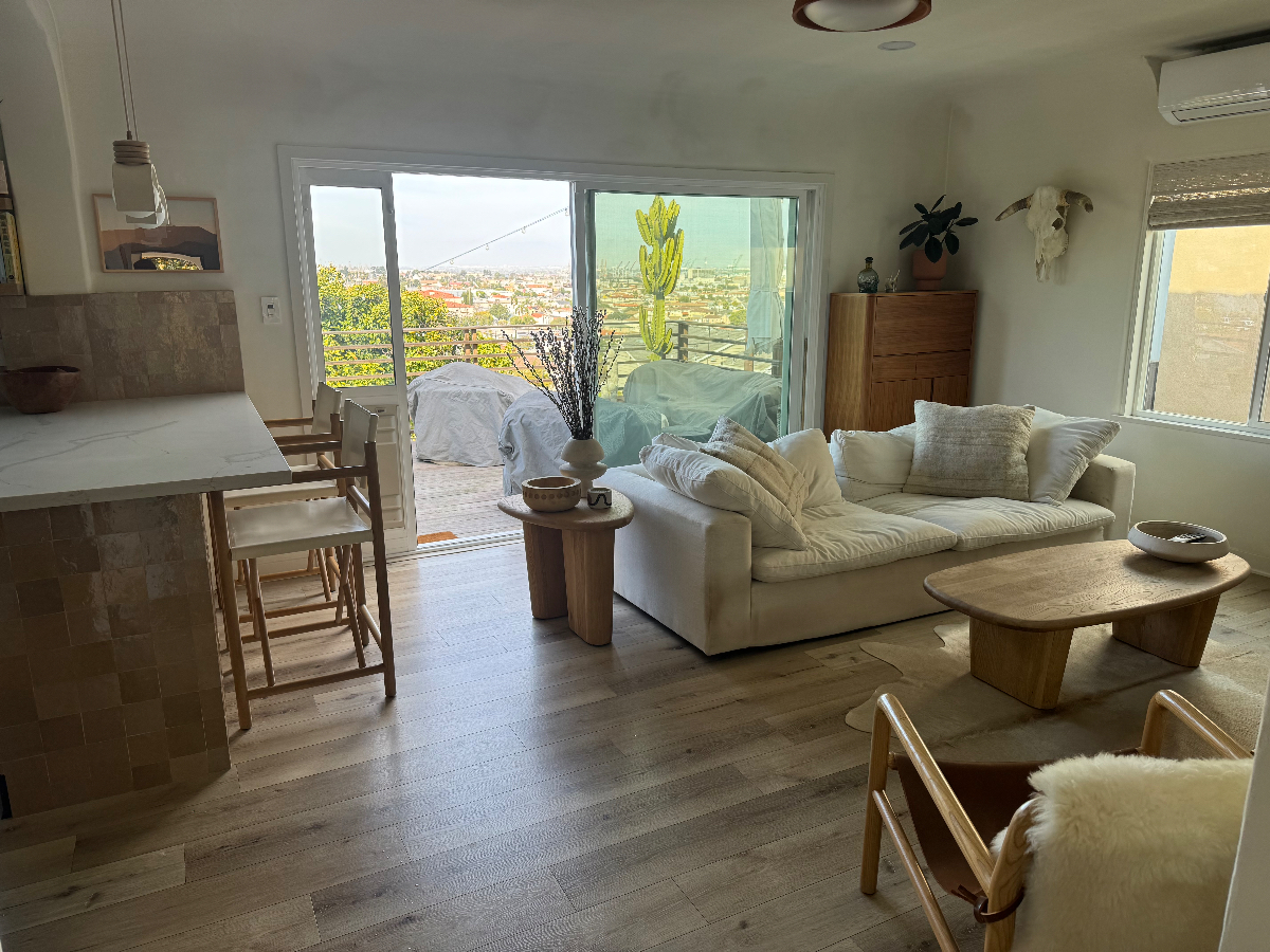San Pedro Serenity - Luxe Harbor-View Home with Modern Amenities - Photo 5