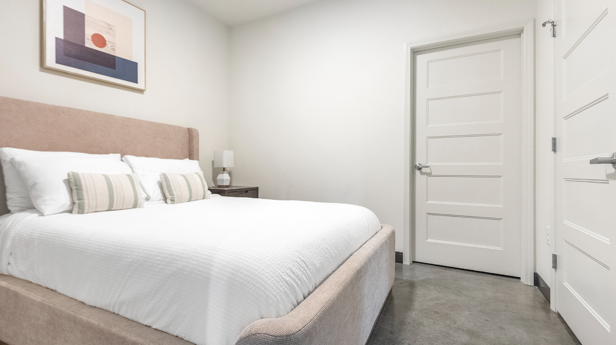 235 - Landing Furnished Apartments at 11th & Spruce