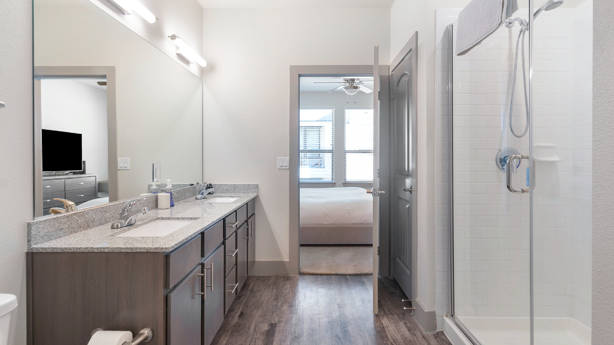 10308 - Landing Furnished Apartments at The Flats at Shadow Glen